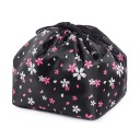 Bolsa de cosméticos feminina com cordão Saco macio em tecido oxford Dimensões 17 x 19 x 19 cm Organizador de cosméticos e pequenos objetos 4