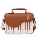 Bolsa de hombro para mujer con motivo de teclas de piano y clave de sol. Asa para la mano y correa cruzada. Cuero PU y poliéster 20 x 15 x 8 cm 2