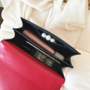 Bolsa de mujer cruzada con solapa y tachuelas de metal Correa de cadena larga Candado de metal Aspecto de ante Cuero sintético y poliéster 6