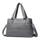 Bolsa de senhora com alças longas para o ombro Bolsa em pele sintética com costura decorativa e fivelas metálicas Alça longa 36 x 24 x 5