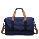 Bolsa de viagem a tiracolo com compartimento inferior com fecho Alça destacável e duas alças Bolso frontal com fecho Tecido oxford 46 x 7