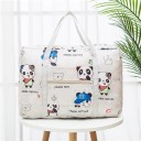 Bolsa de viaje para mujer con un estampado alegre para el fin de semana y las vacaciones Compartimento principal y bolsillo frontal con cremallera 2