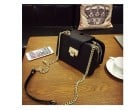 Bolsa feminina 2 em 1 com carteira no meio Duas bolsas com fecho Corrente removível Fecho metálico Couro PU 22 x 6 x 13 cm Preto 9