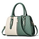 Bolsa feminina bicolor de pele sintética para usar à mão ou ao ombro Costura em losangos Fecho decorativo Alça removível 32 x 21 x 14 5