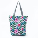 Bolsa feminina com estampado floral Forma alta com fundo alargado 27 x 37 x 8 cm Alças longas cinzentas Poliéster Motivos de rosas e papoulas 22