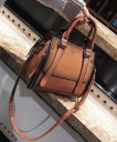Bolsa feminina de pele sintética de estilo retro para usar à mão ou ao ombro Tiras decorativas com fivelas Zíperes laterais Estampas 3