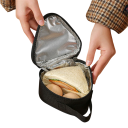 Bolsa térmica triangular de 13,5 x 7 x 13 cm, con cremallera, color neutro, pequeña bolsa térmica para comida y bebidas, bolsa portátil, mini lonchera. 2