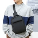 Bolso bandolera para hombre con puerto USB T409 4