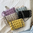 Bolso clutch para mujer 26 x 16 x 5 cm Patrón trenzado en relieve Correa para la muñeca Forma rectangular plana Para llevar en la mano 5