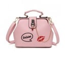 Bolso de mano cruzado para mujer con forma de maletín Adorno en forma de labial con cadena Asa y correa larga de piel PU 22 x 18 x 12 cm 3