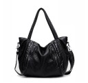 Bolso de mano moderno para mujer en color negro. 11