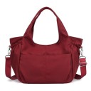 Bolso de mano y al hombro para mujer Bolso de nylon con correa ajustable y desmontable Lados fruncidos Bolsillos frontales 32 x 29 x 14 cm 5