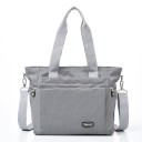 Bolso de mujer de poliéster con dos asas Correa desmontable con mosquetones Bolsillo frontal con cremallera Dimensiones 32 x 27 x 17 cm 5