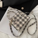 Bolso pequeño de mujer con patrón de cuadros 17 x 13,5 x 7 cm Cuero sintético Dos asas Correa desmontable para el hombro con hebilla 8