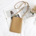 Bolso pequeño de mujer tipo crossbody para llevar al hombro Forma rectangular plana y sencilla Cierre metálico Asa delgada de 52 cm 3