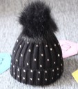 Bonnet d'hiver pour enfants avec des strass 2