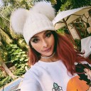 Bonnet d'hiver pour femmes avec pompons 1