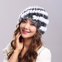 Bonnet d'hiver pour femmes en fourrure de lapin 4