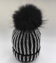 Bonnet de luxe pour femme avec des strass 12