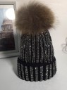 Bonnet de luxe pour femme avec des strass 13