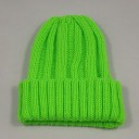 Bonnet en tricot néon 1