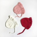 Bonnet en tricot pour fille avec volant 2