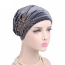 Bonnet femme avec perles 5