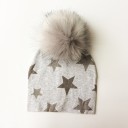 Bonnet pour enfants avec pompon en fourrure 26