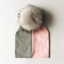 Børnehue i to farver med pompon 11