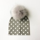 Børnehue med lodden pompon 6