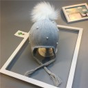 Børnehue med pompon og perler 10