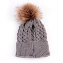 Børnestrikhue med pompon J857 8