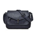 Borsa a tracolla da donna con patta e chiusura in metallo Pelle e poliestere Dimensioni 25 x 20 x 12 cm Tasca posteriore con zip Cinghia 4