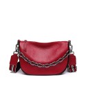 Borsa a tracolla in pelle da donna a forma di mezzaluna Catena decorativa a maglie e ampia tracolla a righe con moschettoni Zip 22 x 19 x 8 2