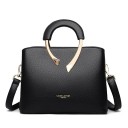 Borsa da donna a mano in PU pelle Borsa elegante con orecchio a mezzaluna e decorazioni metalliche dorate Cinghia a spalla 27 x 21 x 13 1