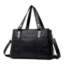 Borsa in pelle da donna M889 1