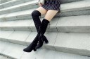 Botas elegantes acima do joelho 2