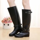Botas femininas com fecho atrás J1719 4