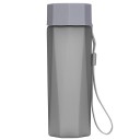 Botella de viaje para beber 380 ml con largo lazo en la tapa Forma geométrica cuadrada Tapa roscada Cuello ancho Plástico mate 18,2 x 5,8 cm 8