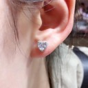 Boucles d'oreilles à clou en forme de cœur pour femmes C1039 2