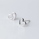 Boucles d'oreilles à clou en forme de cœur R127 4