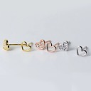 Boucles d'oreilles à clou en forme de cœur R127 1