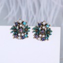 Boucles d'oreilles à clou pour femmes avec des cristaux 3