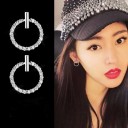 Boucles d'oreilles à clou pour femmes avec des pierres 2