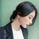 Boucles d'oreilles à clou pour femmes avec zircon 1