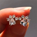 Boucles d'oreilles à clou pour femmes en forme de patte 2