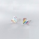 Boucles d'oreilles à clous en forme de cœur pour femmes R92 13