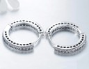 Boucles d'oreilles circulaires pour femmes avec des cœurs 3