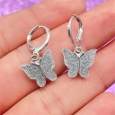 Boucles d'oreilles circulaires pour femmes avec papillon C1097 27