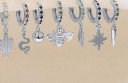Boucles d'oreilles créoles pour femmes avec pendentif 2